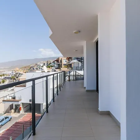 Sunset White - Ocean View, Jakuzzi, Heated Pool, Air-conditioning, Grill Villa Playa de las Américas