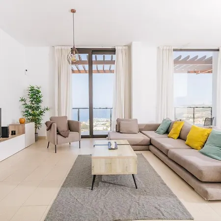 Sunset White - Ocean View, Jakuzzi, Heated Pool, Air-conditioning, Grill Willa *