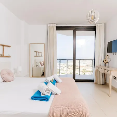 Willa Sunset White - Ocean View, Jakuzzi, Heated Pool, Air-conditioning, Grill *