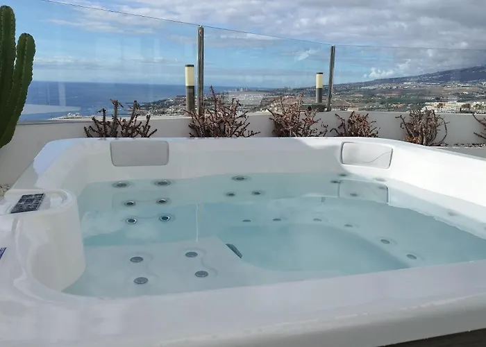 Sunset White - Ocean View, Jakuzzi, Heated Pool, Air-conditioning, Grill *