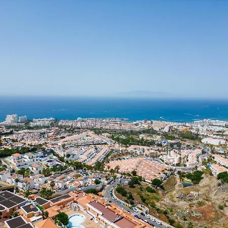 Sunset White - Ocean View, Jakuzzi, Heated Pool, Air-conditioning, Grill Villa Playa de las Americas (Tenerife)