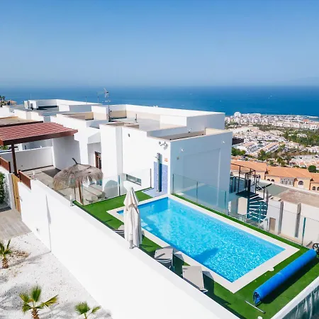Sunset White - Ocean View, Jakuzzi, Heated Pool, Air-conditioning, Grill * Playa de las Américas