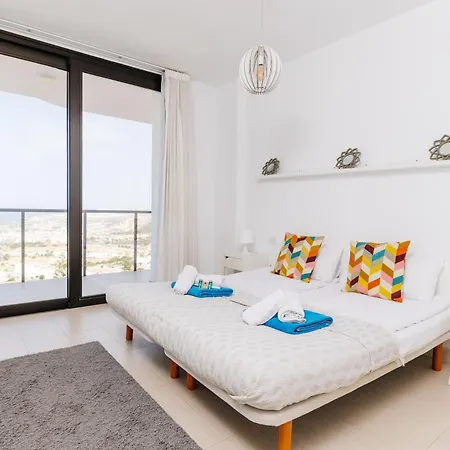 Sunset White - Ocean View, Jakuzzi, Heated Pool, Air-conditioning, Grill * Playa de las Americas (Tenerife)