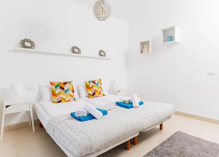 Sunset White - Ocean View, Jakuzzi, Heated Pool, Air-conditioning, Grill * Playa de las Americas (Tenerife)