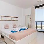 Sunset White - Ocean View, Jakuzzi, Heated Pool, Air-conditioning, Grill