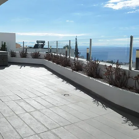 Sunset White - Ocean View, Jakuzzi, Heated Pool, Air-conditioning, Grill Вилла Плая-де-лас-Америкас