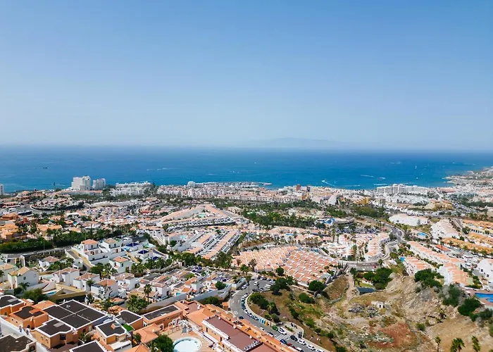 Sunset White - Ocean View, Jakuzzi, Heated Pool, Air-conditioning, Grill Вилла Плая-де-лас-Америкас